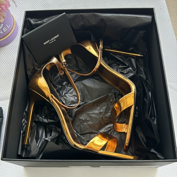 Saint Laurent Metallic Lambskin Amber 105 Ankle Strap Sandals 39.5 Egypt Gold - Picture 11 of 12